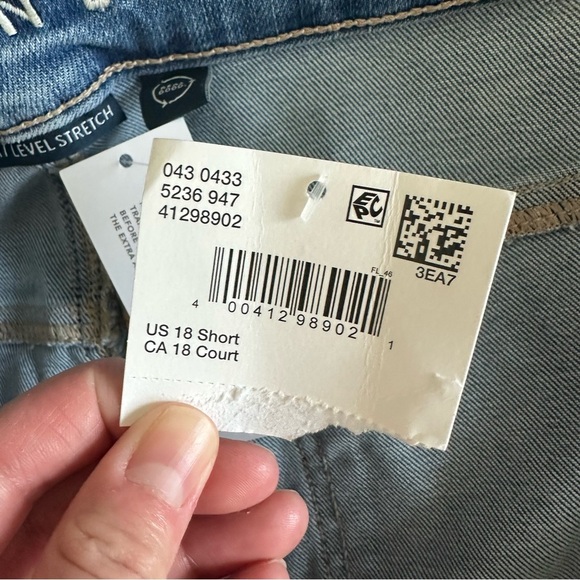 American Eagle High Rise Jegging Jeans Size 18 Short - Picture 3 of 8